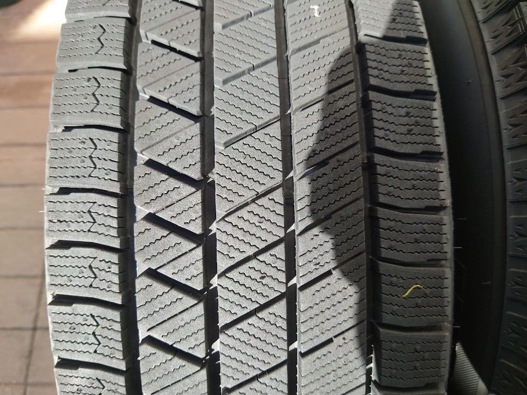 送料込み 205/60R16 VRX3 スタッドレス　アルミホイールセット 4本