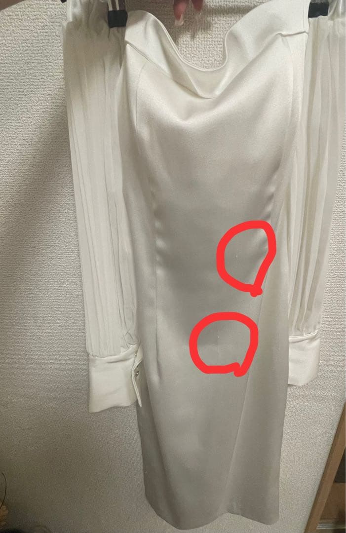 リンファーレ新作サテンオフショルドレス