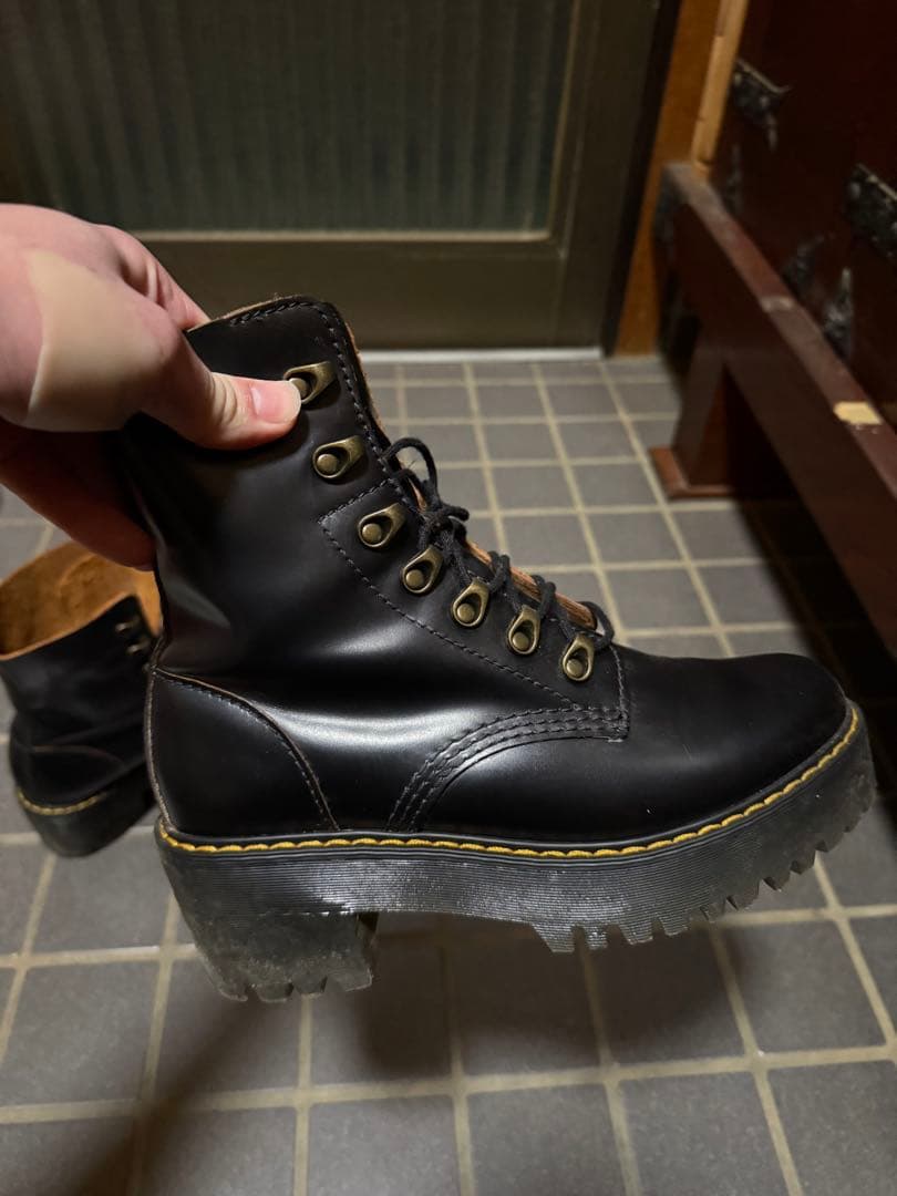 ドクターマーチン Dr.Martens レオナブーツ(サイズご確認ください)