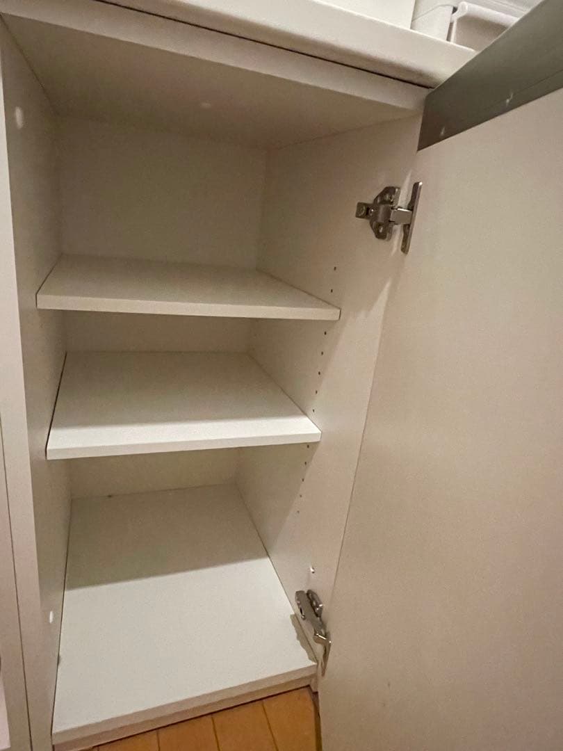 ニトリ　リガーレ　食器棚　キッチンカウンター 上部収納付き