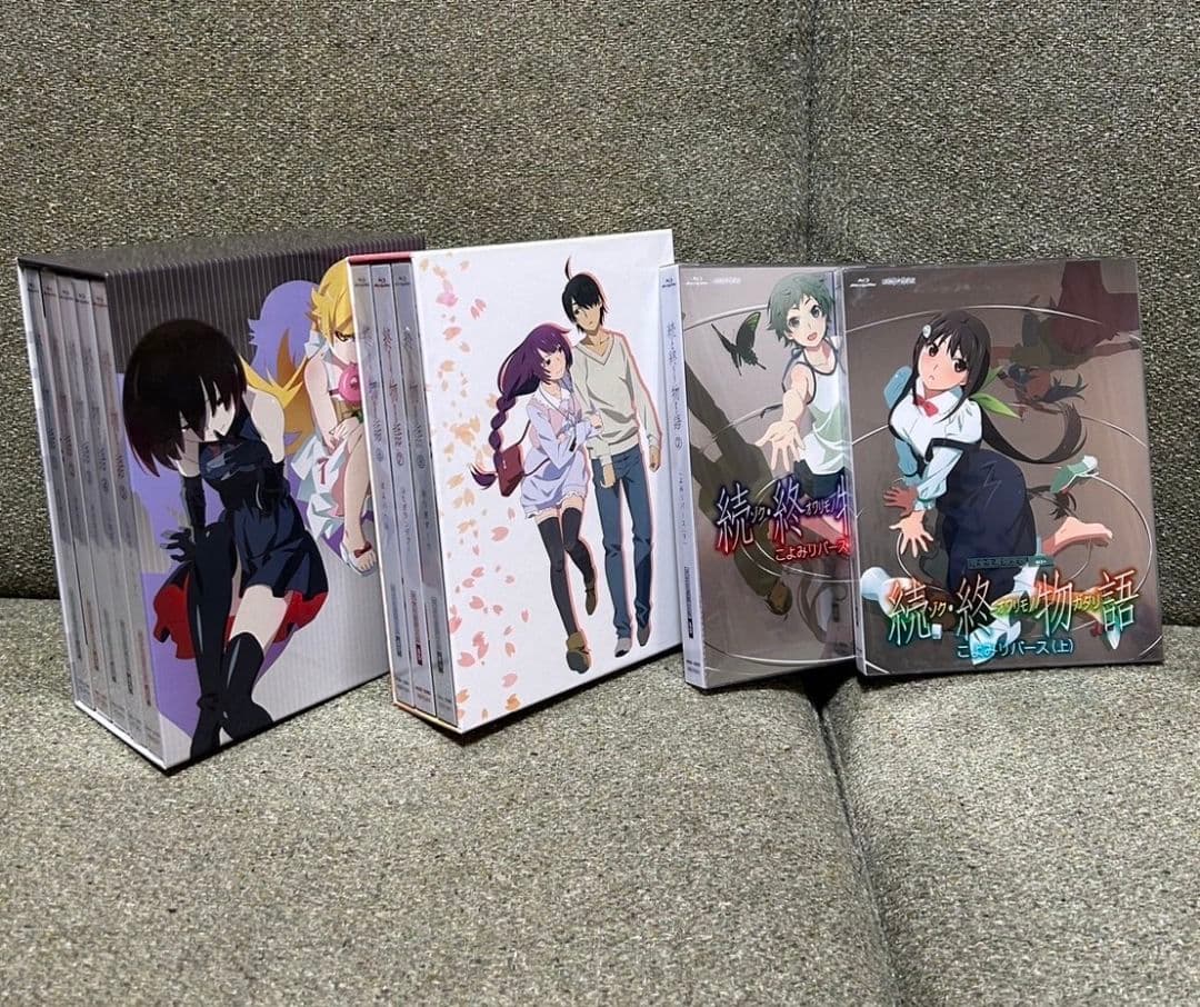 【美品】物語シリーズDVD&Blu-ray全41巻収納BOX付ファイルティッシュ