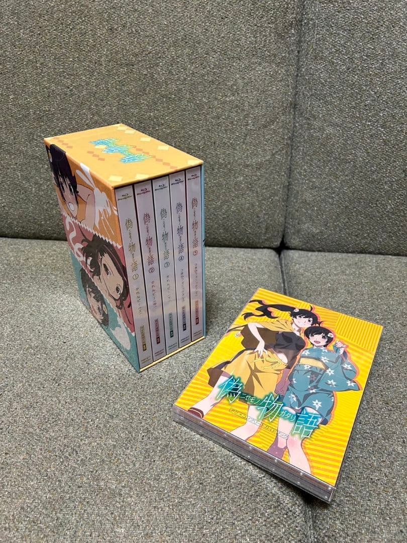 【美品】物語シリーズDVD&Blu-ray全41巻収納BOX付ファイルティッシュ