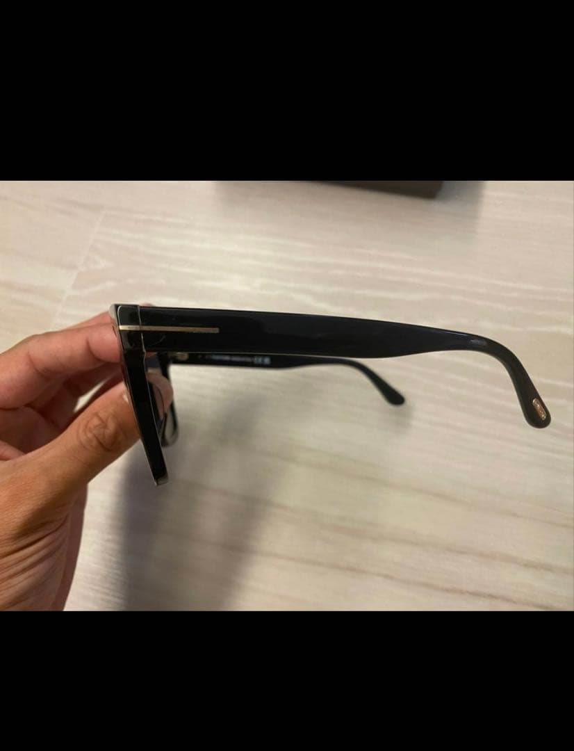 TOM FORD スクエアサングラス ブラック