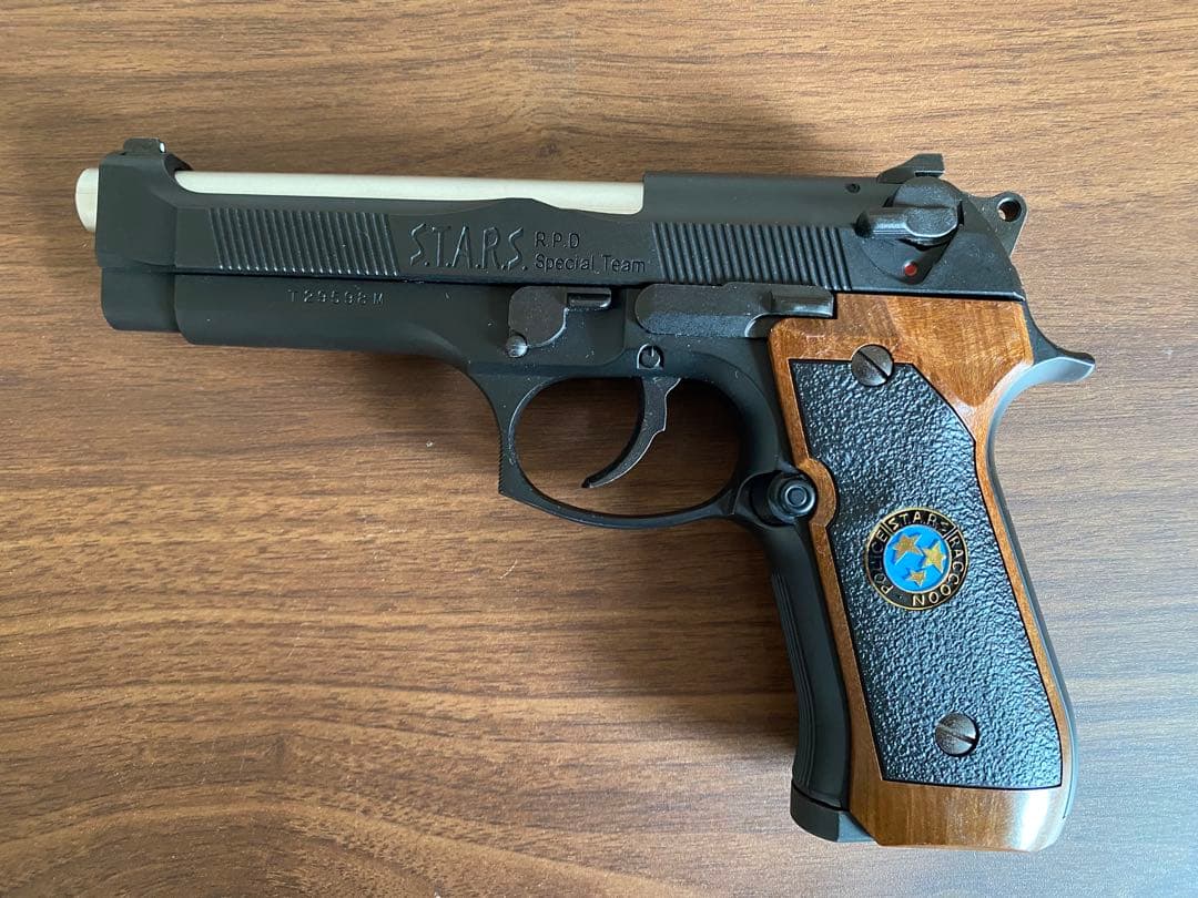 東京マルイ バイオハザード3 サムライエッジ M92F STARSカスタム