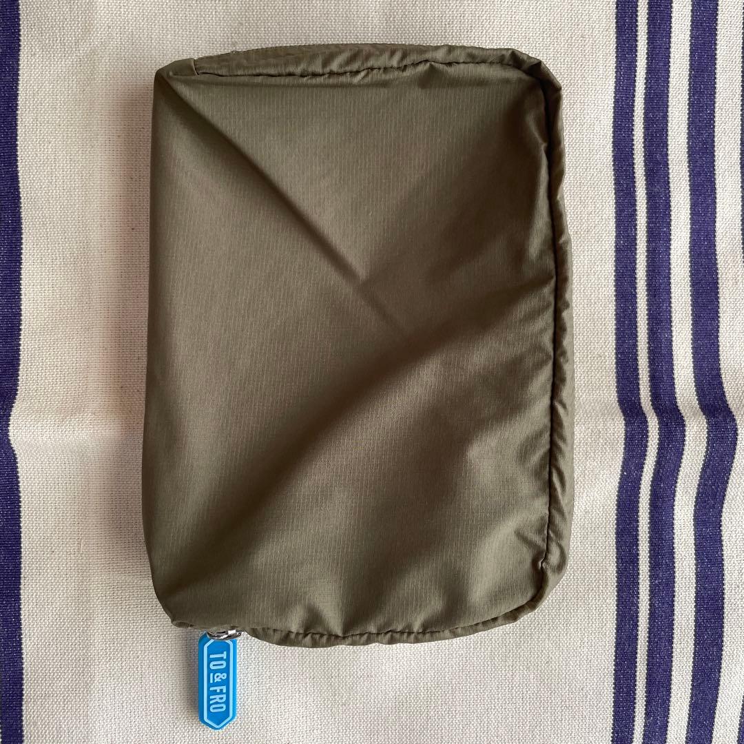 トラベラーズノート PRADA パスポートサイズ