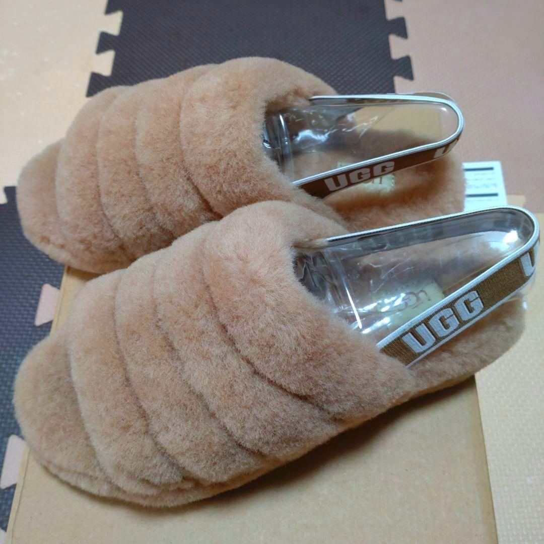 な*る様 ★新品★ UGG もこもこサンダル フラッフ 茶色 サイズ7 24cm