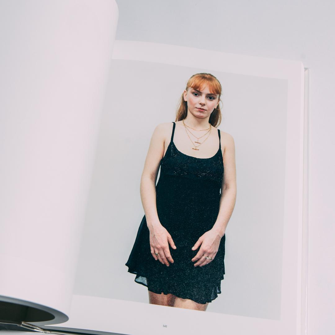 アート・デザイン・音楽 The Louisiana Book Rineke Dijkstra