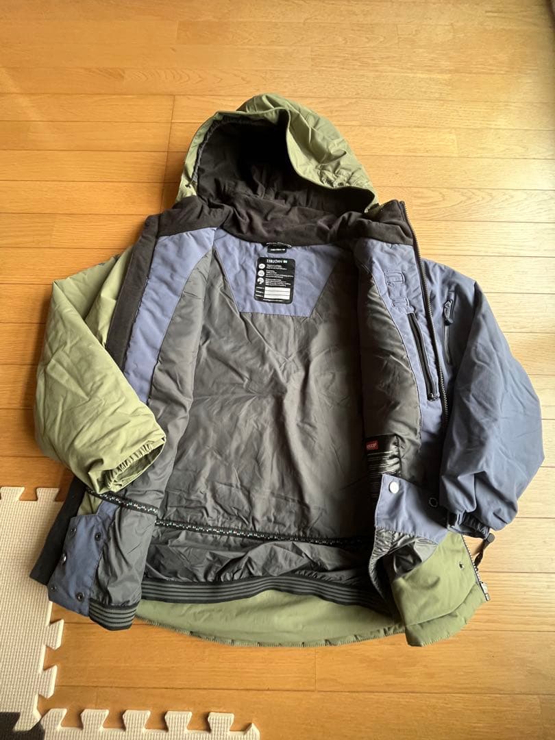 イスビョン ISBJORN ウエア キッズ146〜152 RECCOシステム