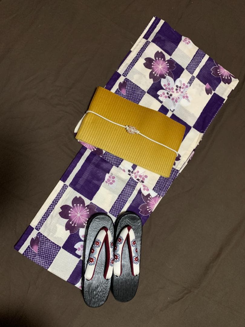 画像の赤帯+お任せ帯締めつき◆最高級【綿絽浴衣】古典紫すみれの市松涼し桜ゆかた