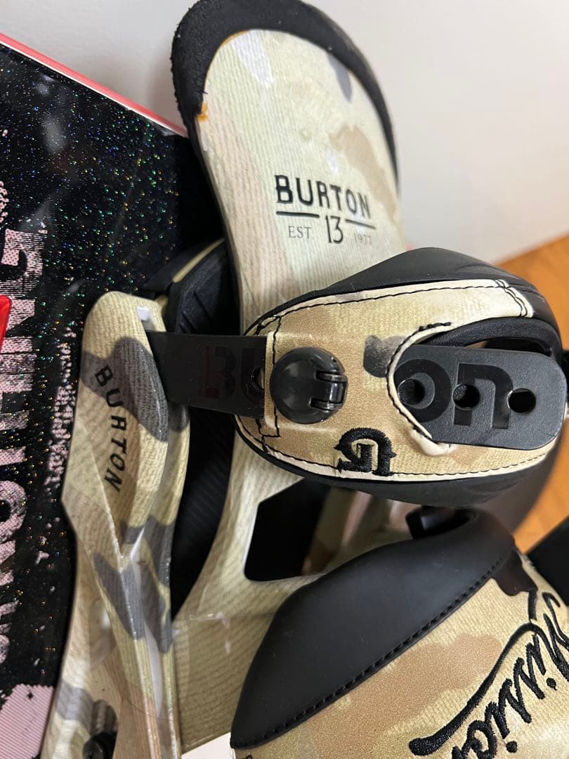 DOUBLE SPIN 011Artistic ボードビンディングケースセット