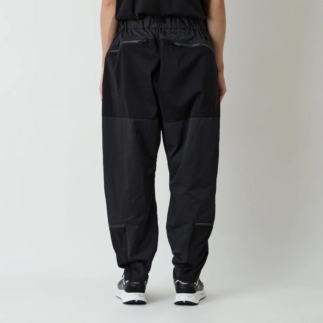 WHITE MOUNTAINEERING BLK パラシュートパンツ