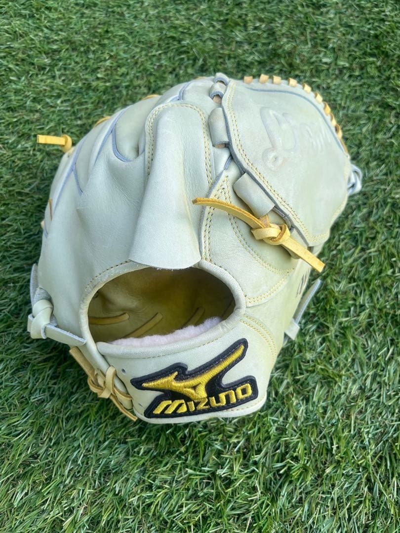 ミズノプロ　投手用グローブ　軟式野球