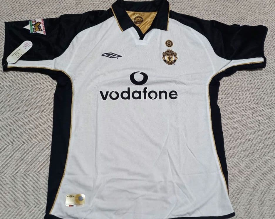 再値下げ【新品】マンチェスターユナイテッド100周年モデル  ベッカム　半袖