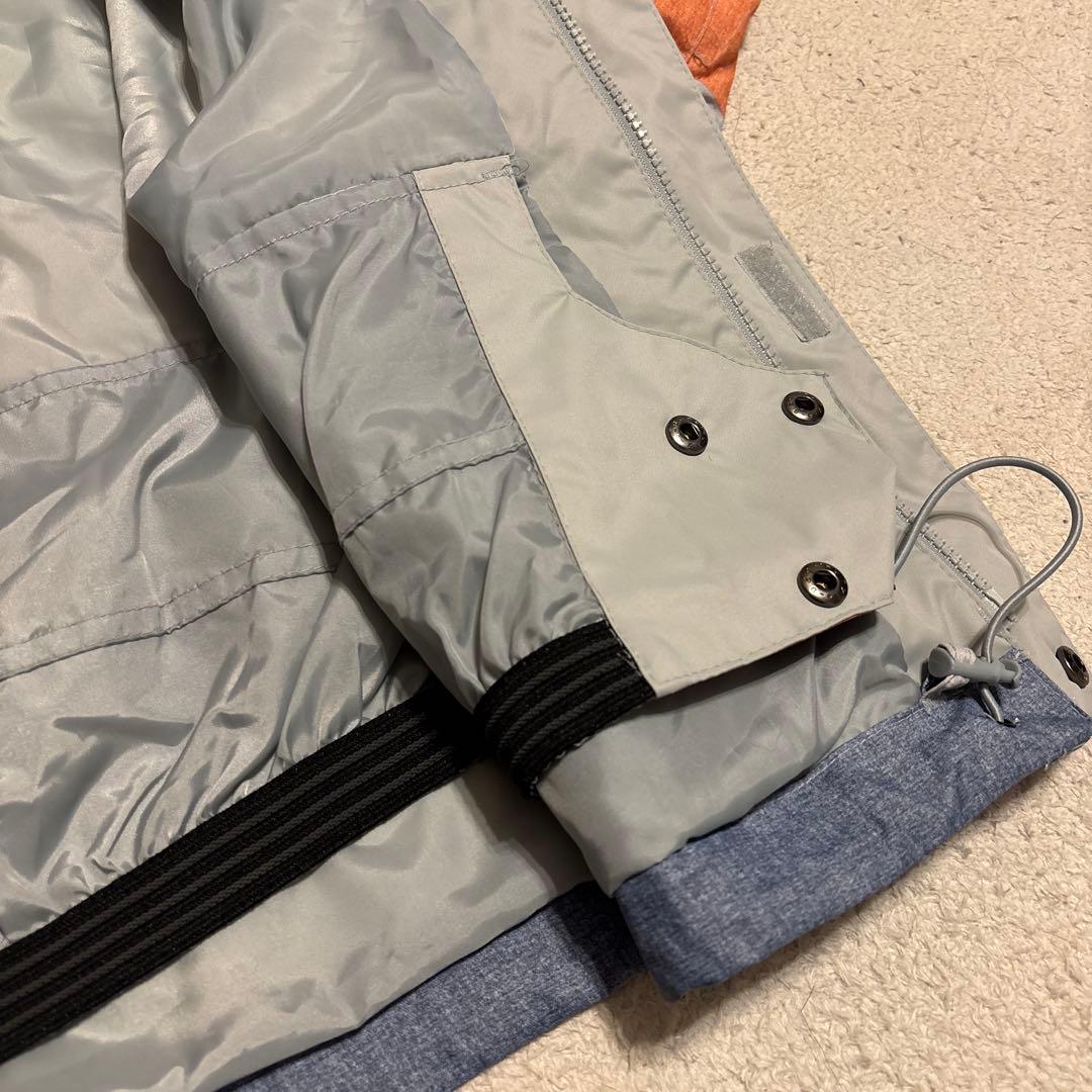 Quick silver クイックシルバー　スノーウェアジャケット　アウター