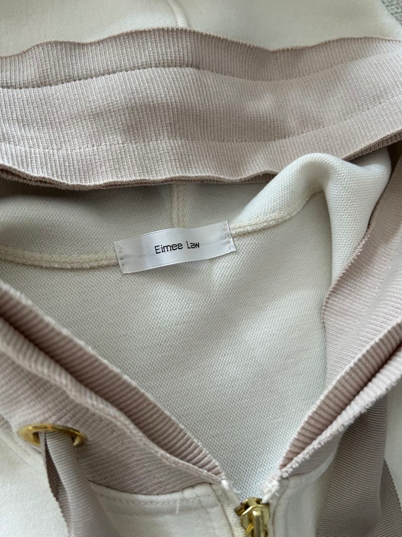 【Eimee Law】フリルデザインボンディングパーカー　白