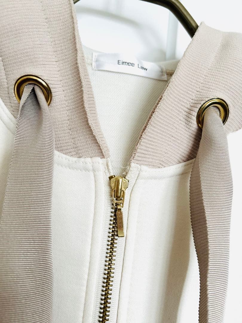 【Eimee Law】フリルデザインボンディングパーカー　白