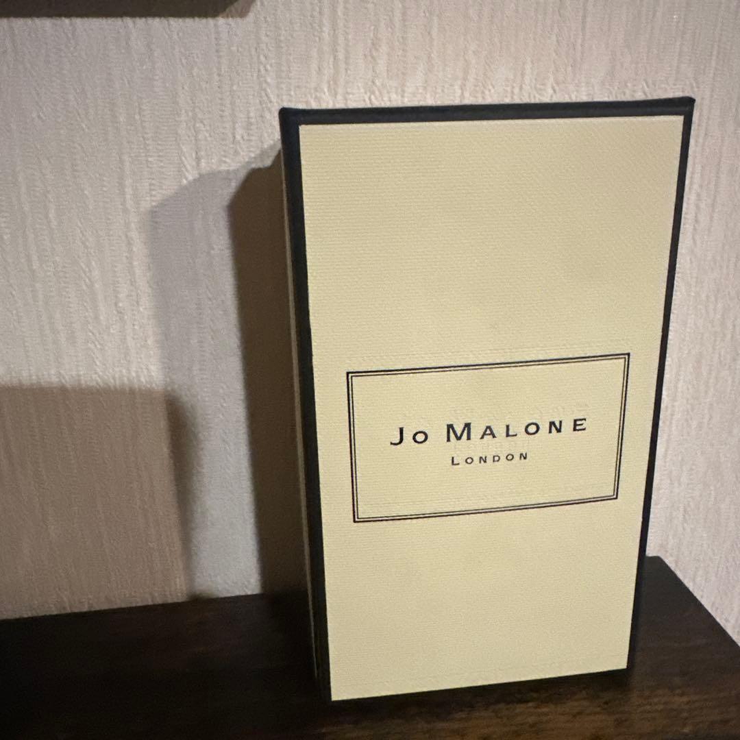 Jo Malone イングリッシュペアー & フリージア コロン