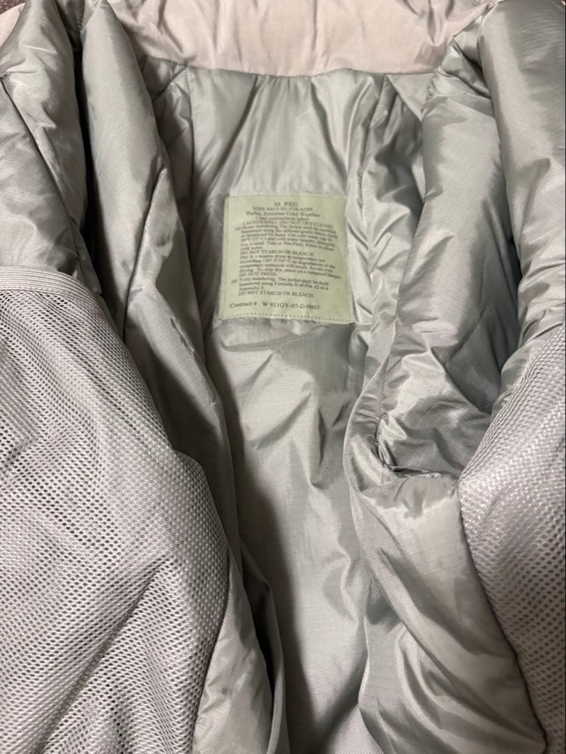 【希少美品】ECWCS Gen3 Level7 M REGワイルドシングス社製