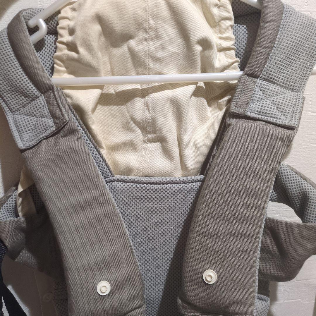 【値下げしました・美品】キューズベリー　抱っこ紐 NICO オールメッシュグレー