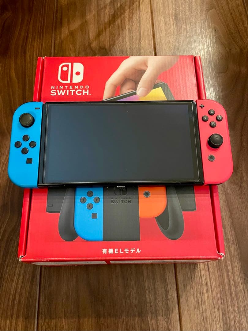 Nintendo Switch 有機ELモデル 青/赤（箱・付属品完備)