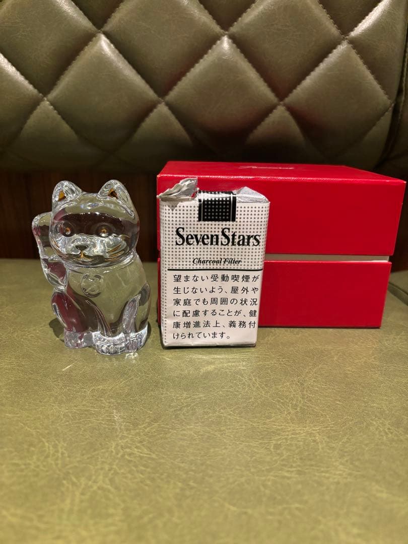 バカラ　招き猫　箱付き