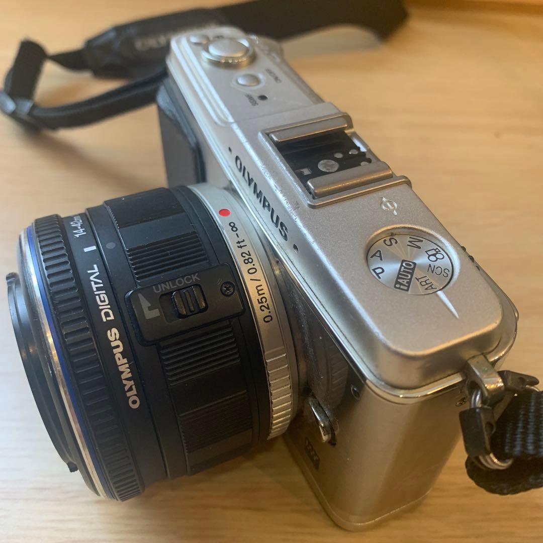 OLYMPUS PEN E-P1 ミラーレスカメラ