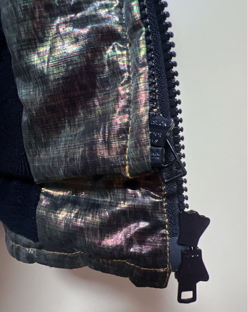 roen ロエン　メタリック　ノースリーブパーカー　ファー付き　ジャケット