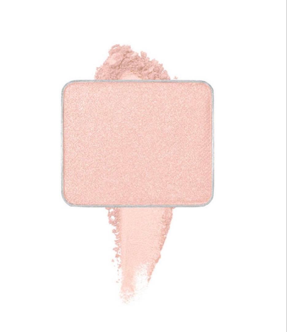 シュウウエムラ プレスド アイシャドー 8色 定価：24970円