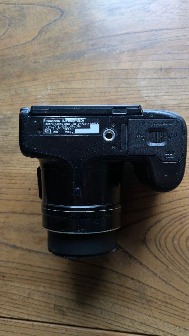 【おまけ付】Panasonic LUMIX デジタルカメラ DMC-F