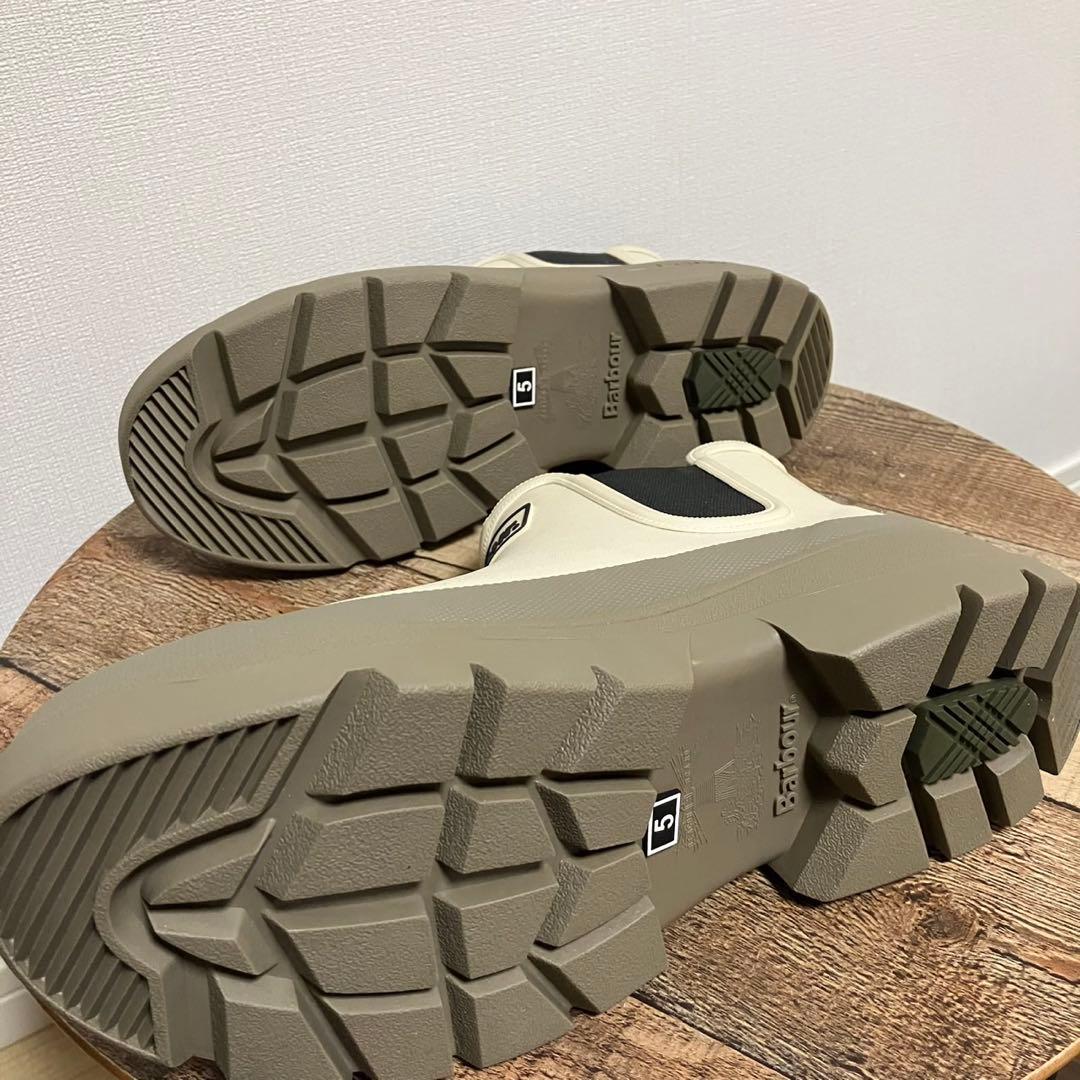 Barbour Nimbus チェルシー サイドゴア レインブーツ ベージュ