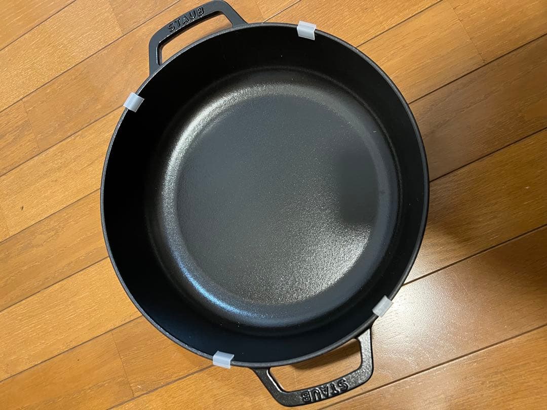 く*ょ様 ストウブ　staub 未使用　　28cm ブレイザーソテーパン