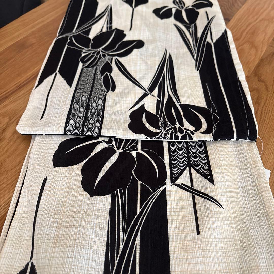 浴衣☆新品未使用☆綿麻☆菖蒲柄☆ブラック