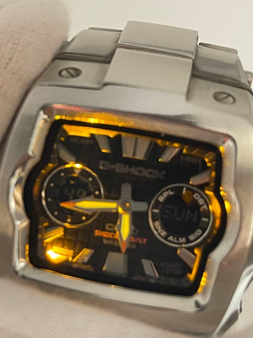 美品 G-SHOCK G-011D-1AJFフルメタル カシオ