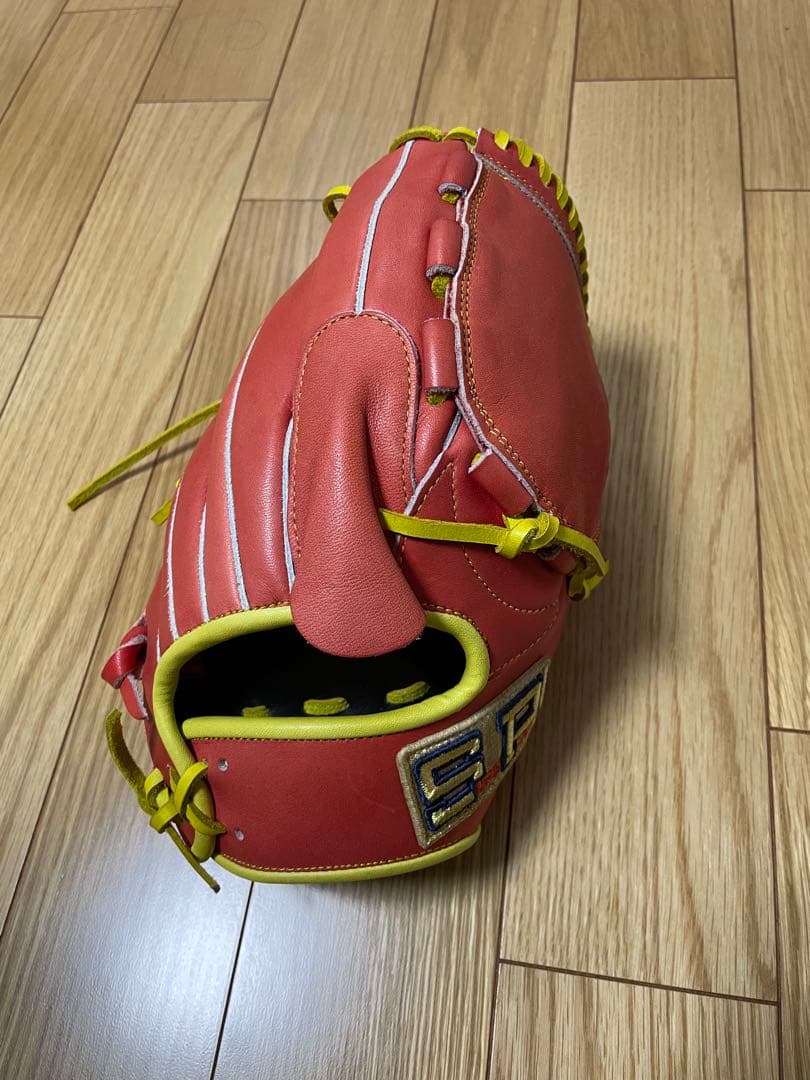 ア*ム様 軟式野球グローブ SURF PLAY 投手用