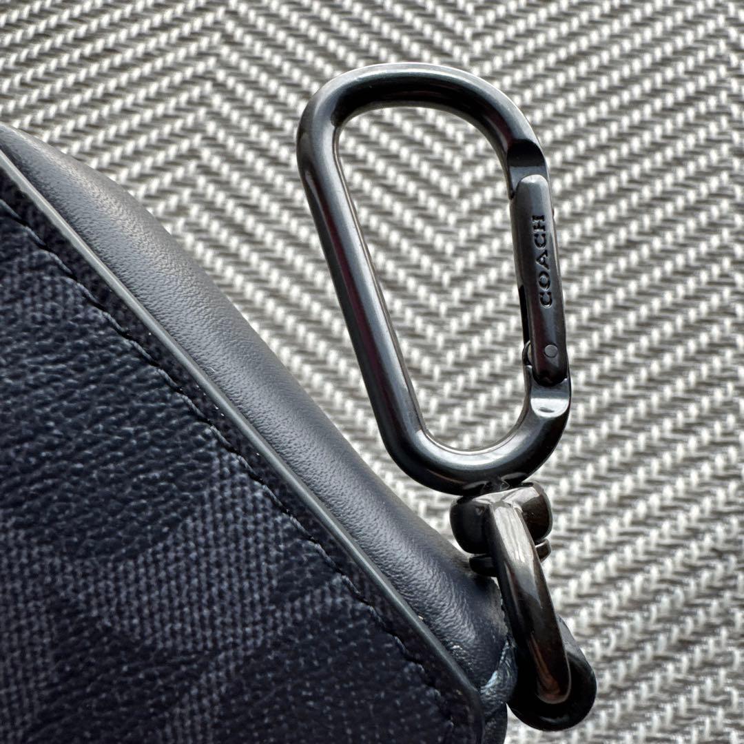 値下げ　COACH コーチ　ダークグレー キーケース カラビナ付き