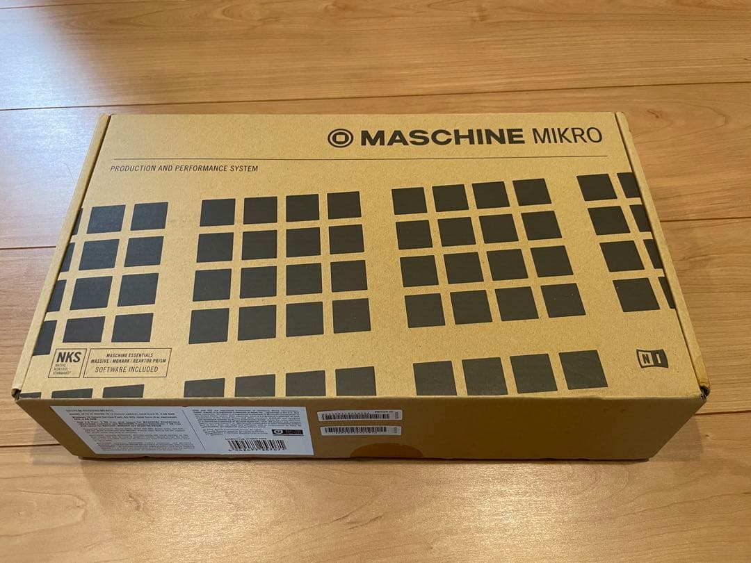 ②NI MASCHINE Mikro Mk3 ライセンス有