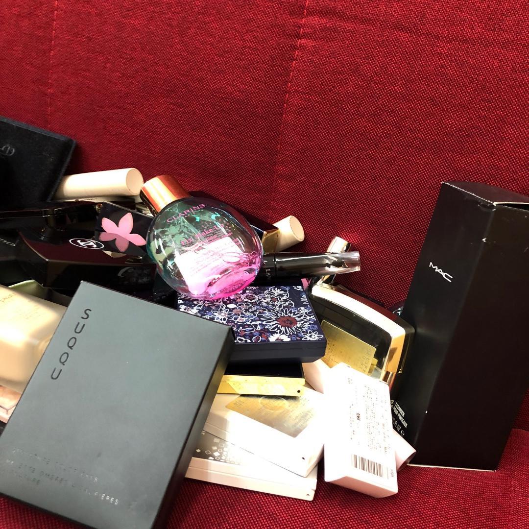 ♥シャネル・ディオール・クレドポーボーテなど　コスメ大量まとめ