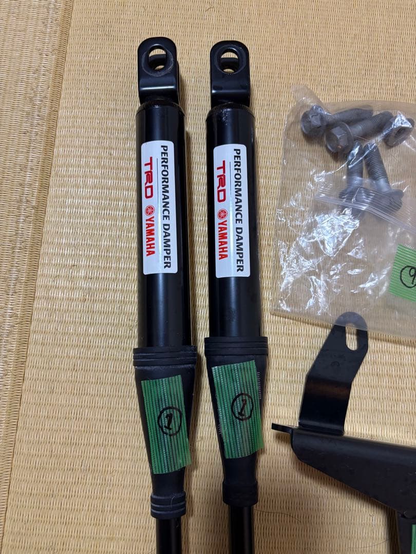 TRD パフォーマンスダンパー 30系アルファード　ヴェルファイア用