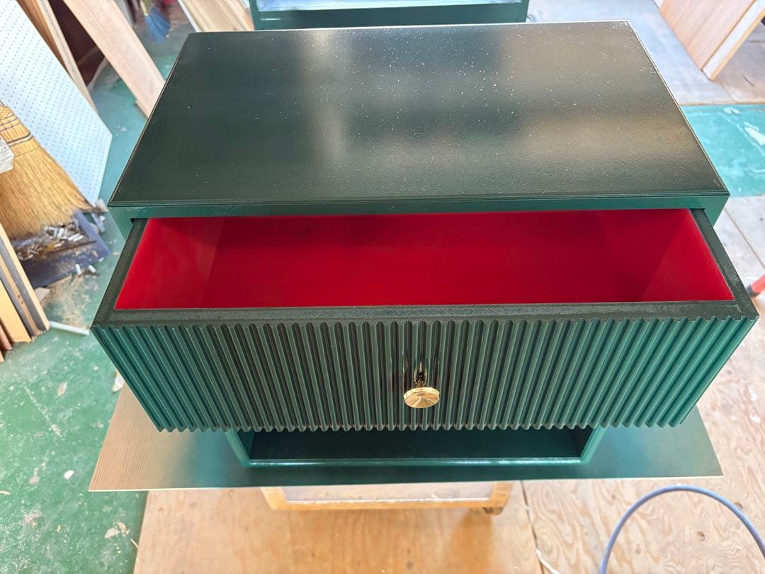 新品完成品 海外風インテリア デザインキャビネット