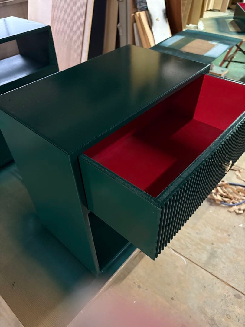 新品完成品 海外風インテリア デザインキャビネット