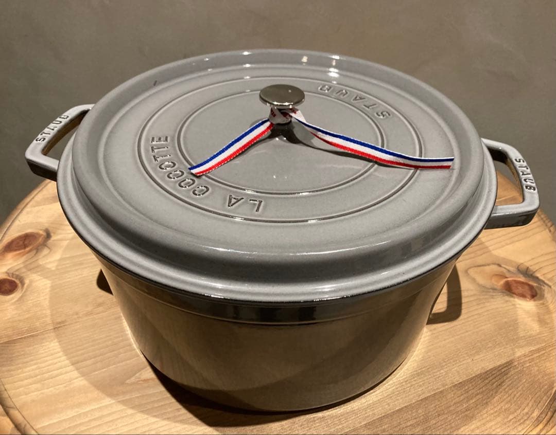 【新品】【送料無料】staubストウブ ピコ ココットラウンド グレー 34cm