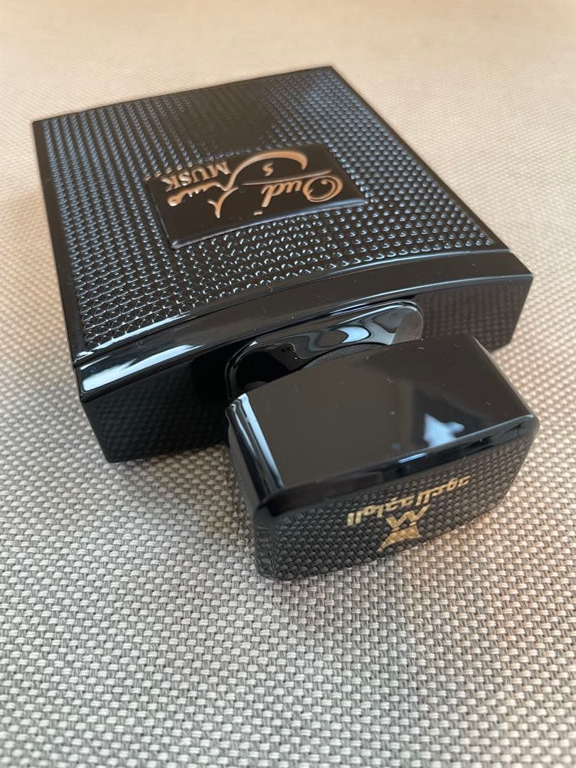 Al Majed Oud サウジアラビア香水 50ml