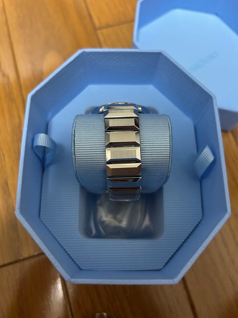 SWAROVSKI 時計