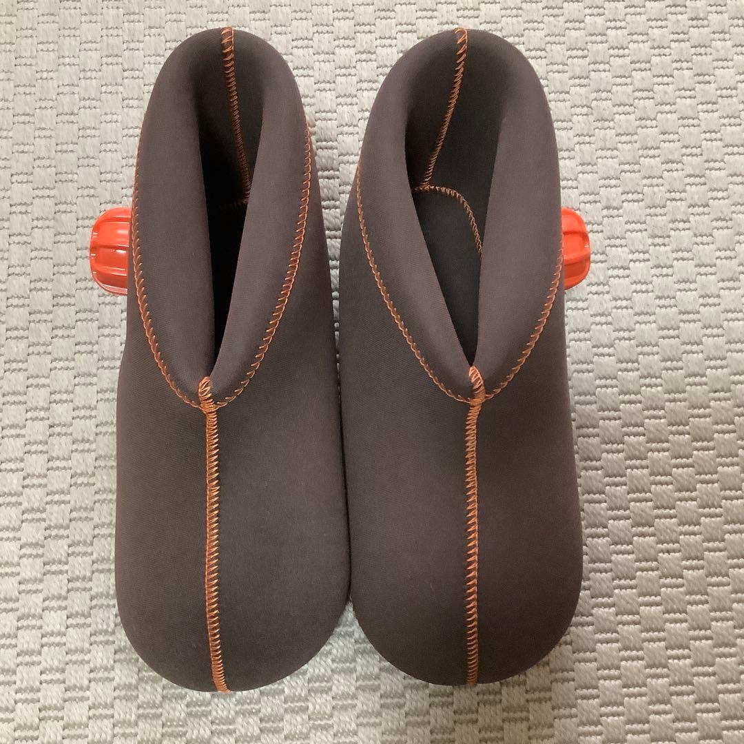 【美品】クロッツ やわらか湯たんぽ 足用ショートタイプ 限定色(ブラウン)　S