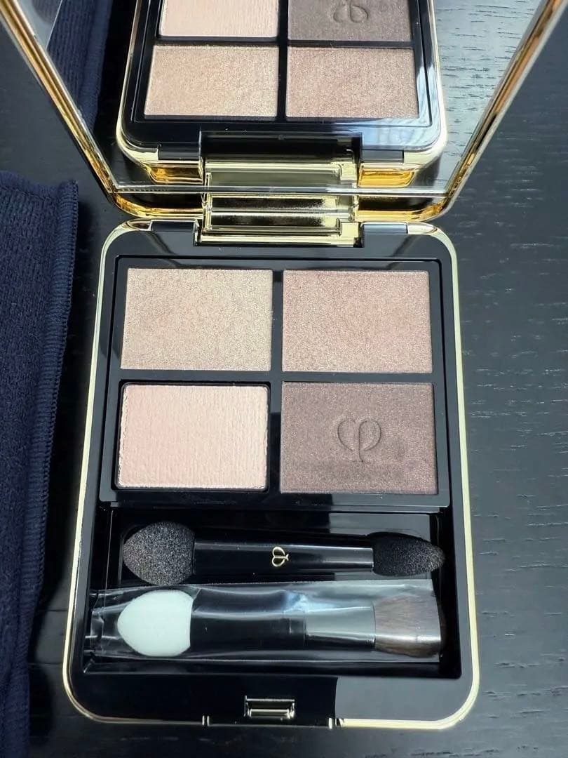 クレ・ド・ポー ボーテ アイシャドウパレット　1