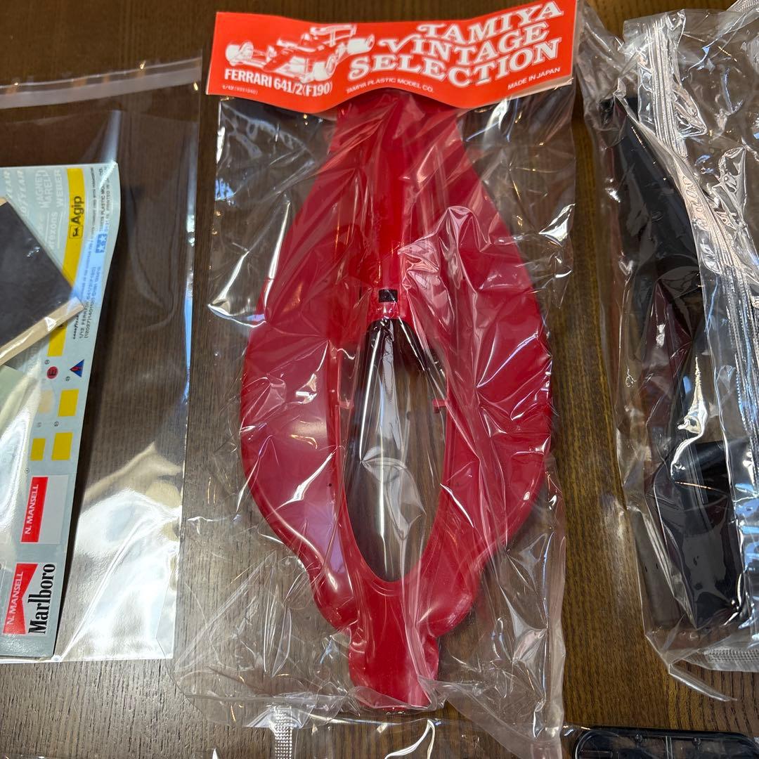 タミヤ　プラモデル　1/12 フェラーリ　641/2 （F190）　未組立