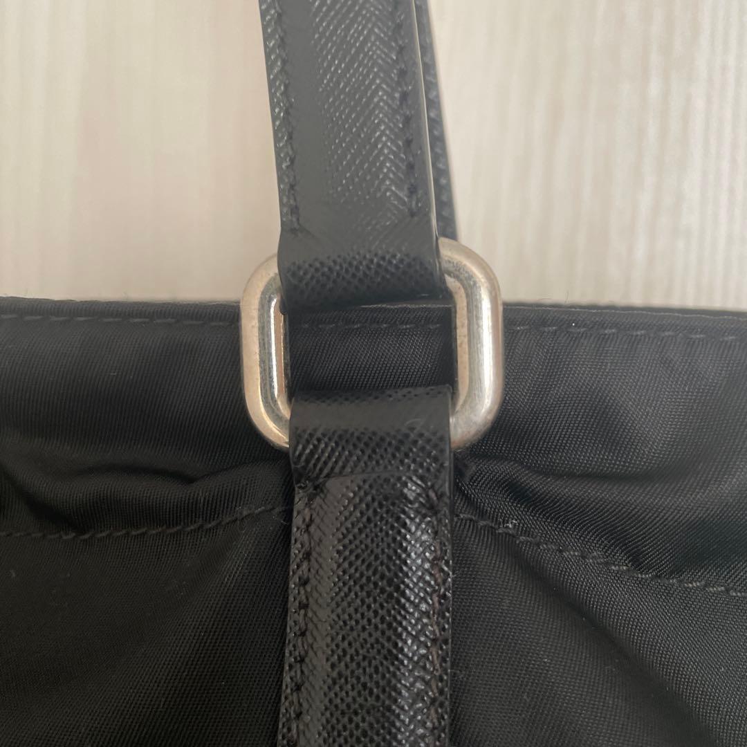 PRADA ブラック ビジネスバッグ