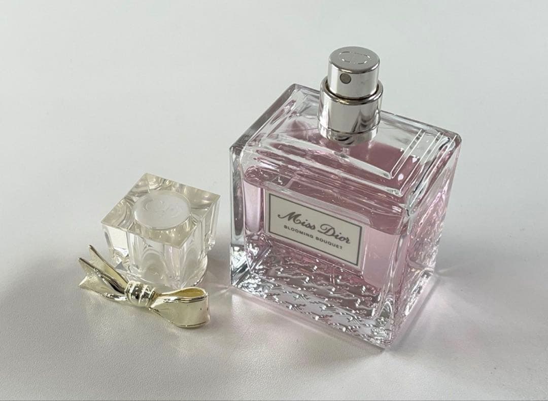 残量約9割 ミスディオールブルーミングブーケ 100ml Dior