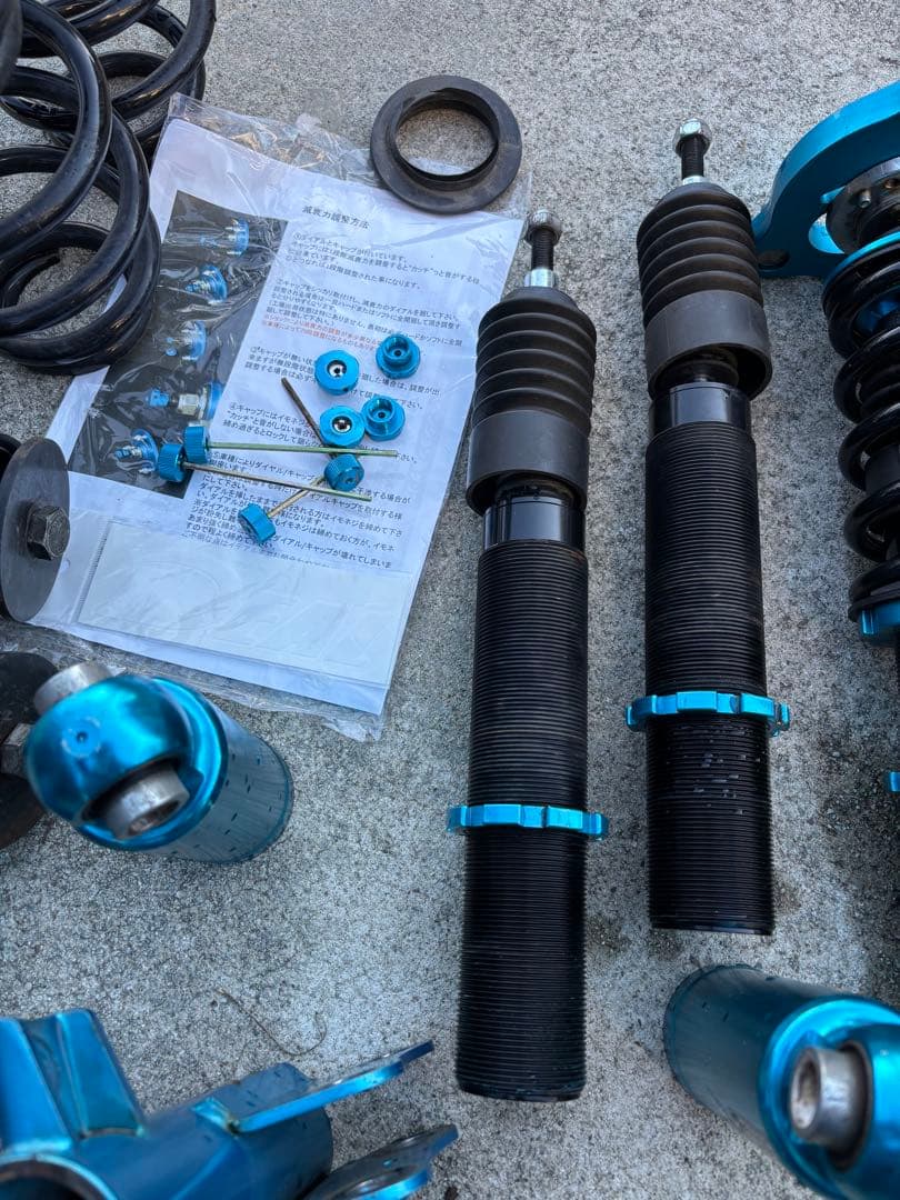 持*a様 C-HRイデアル　車高調