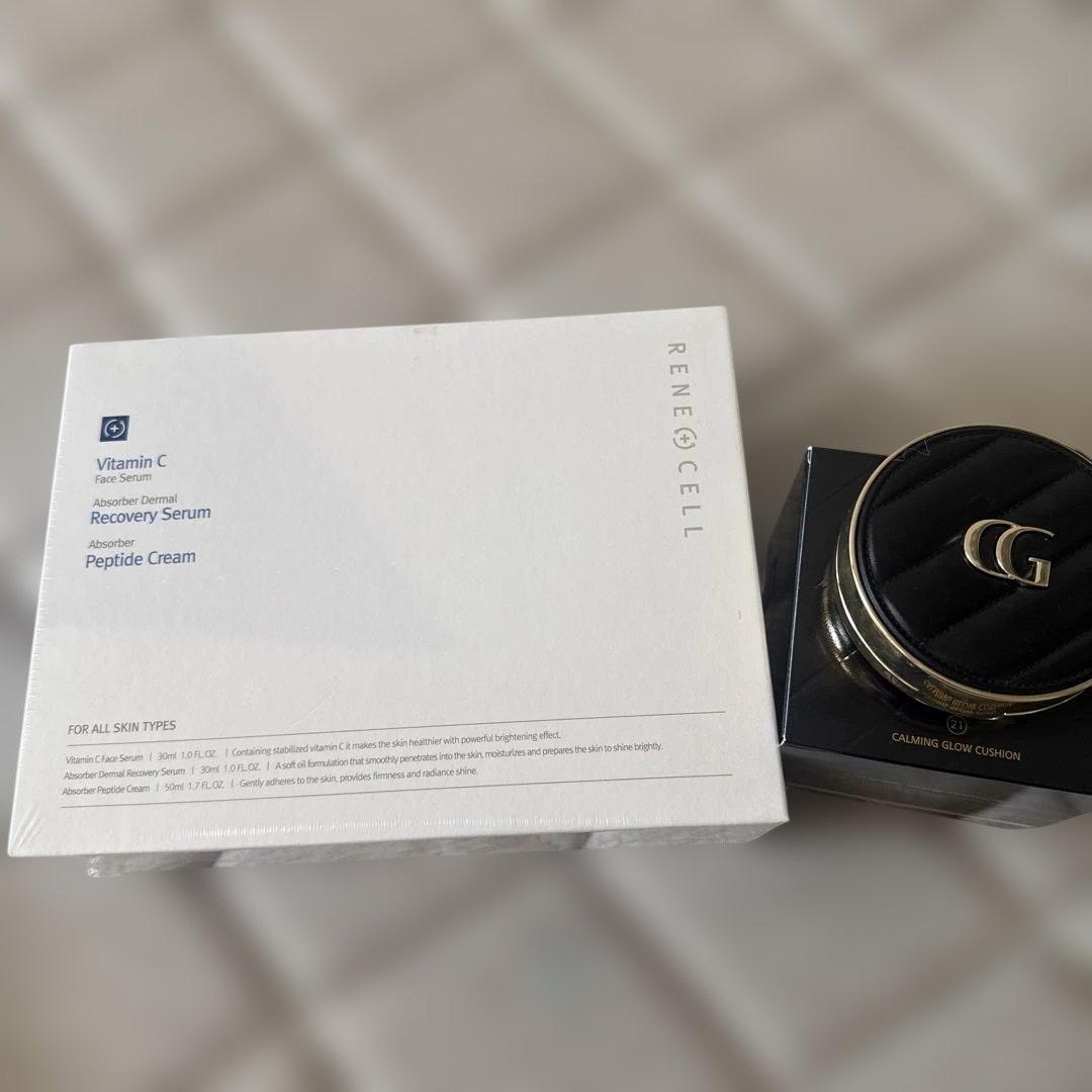 ルネセル化粧品　Rene-Cell ビタミンCとファンデ